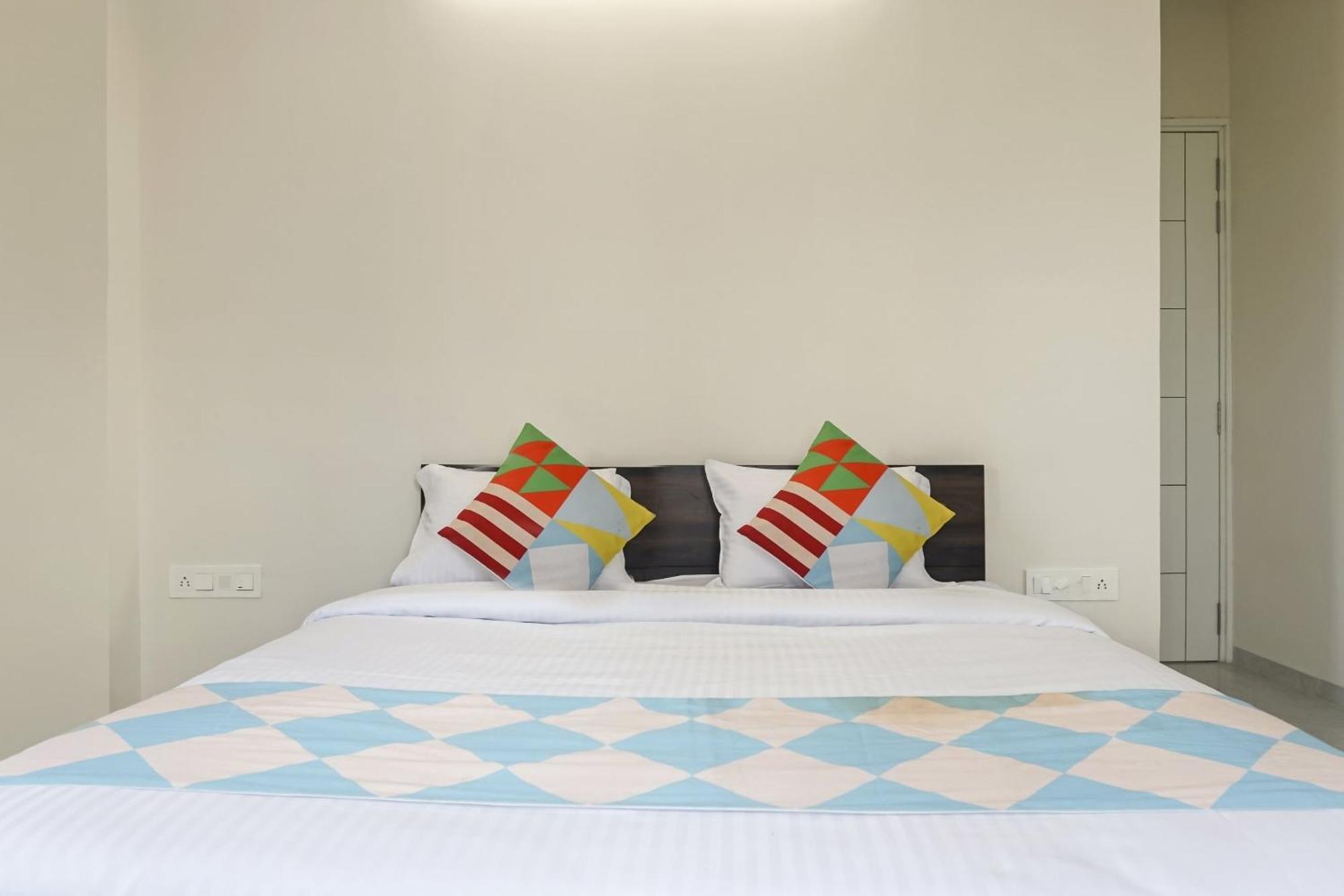 Hotel O Home Elegant Prime Ville Chinchvad Экстерьер фото