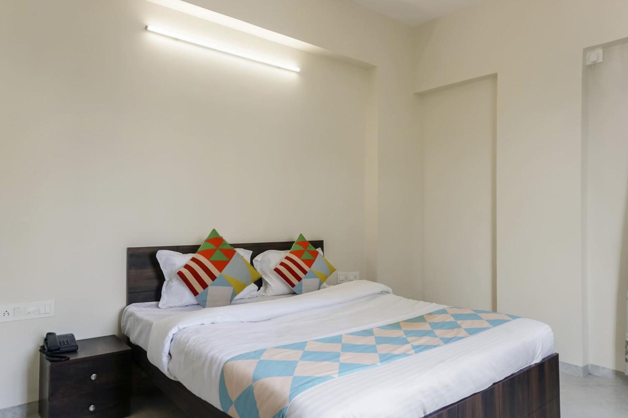 Hotel O Home Elegant Prime Ville Chinchvad Экстерьер фото