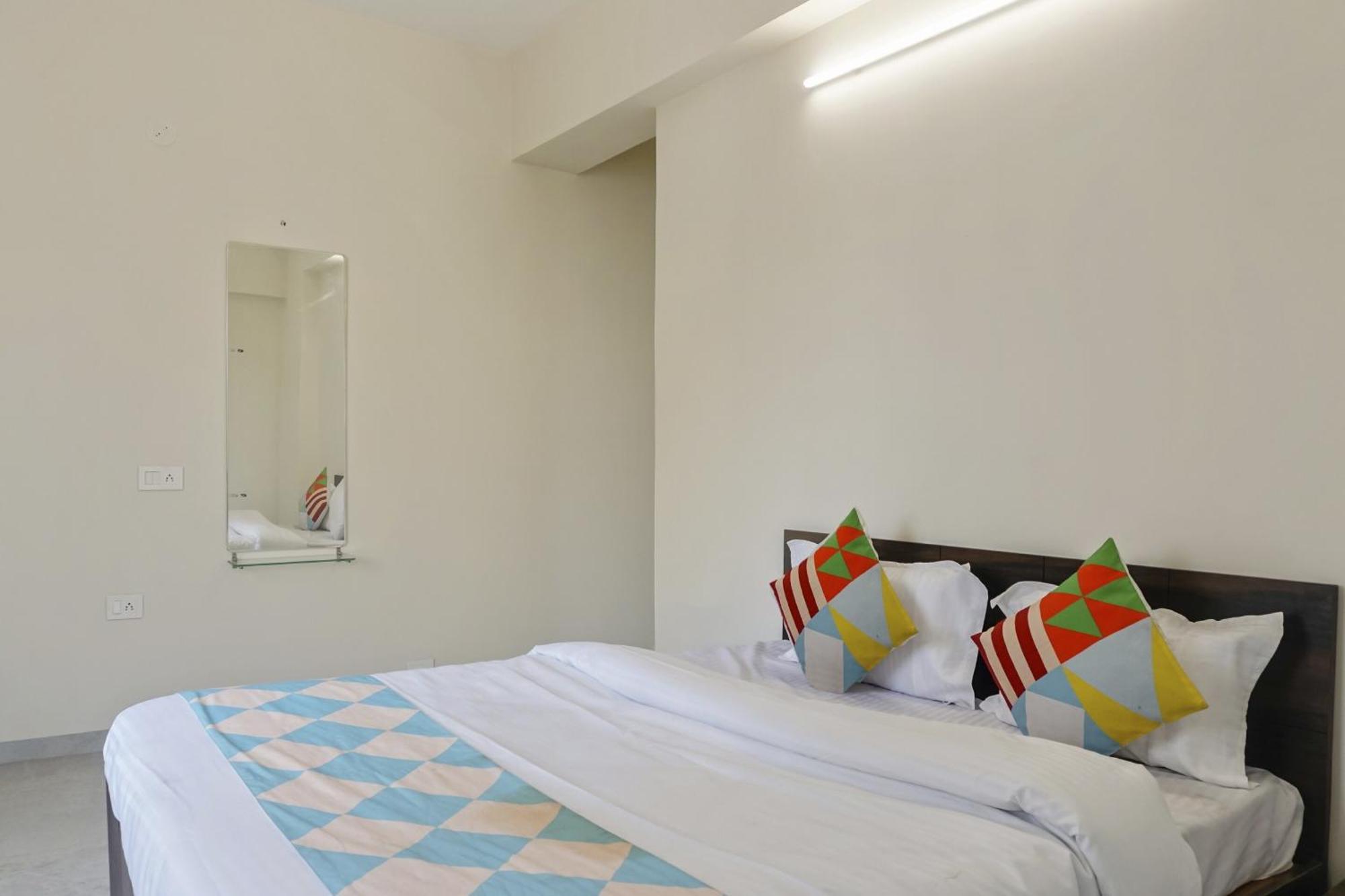 Hotel O Home Elegant Prime Ville Chinchvad Экстерьер фото