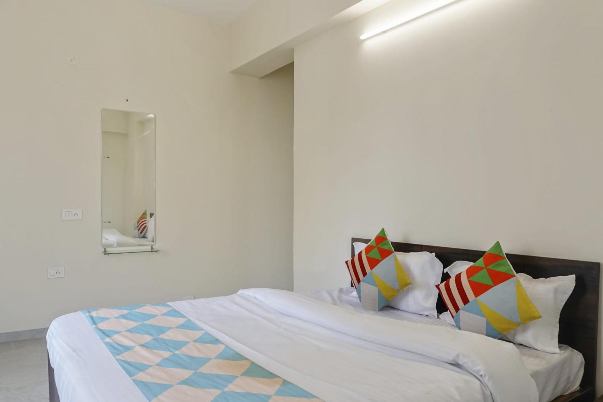 Hotel O Home Elegant Prime Ville Chinchvad Экстерьер фото